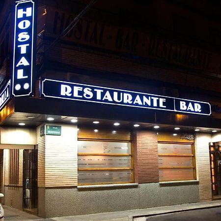 Hostal La Parrilla Tudela Bagian luar foto