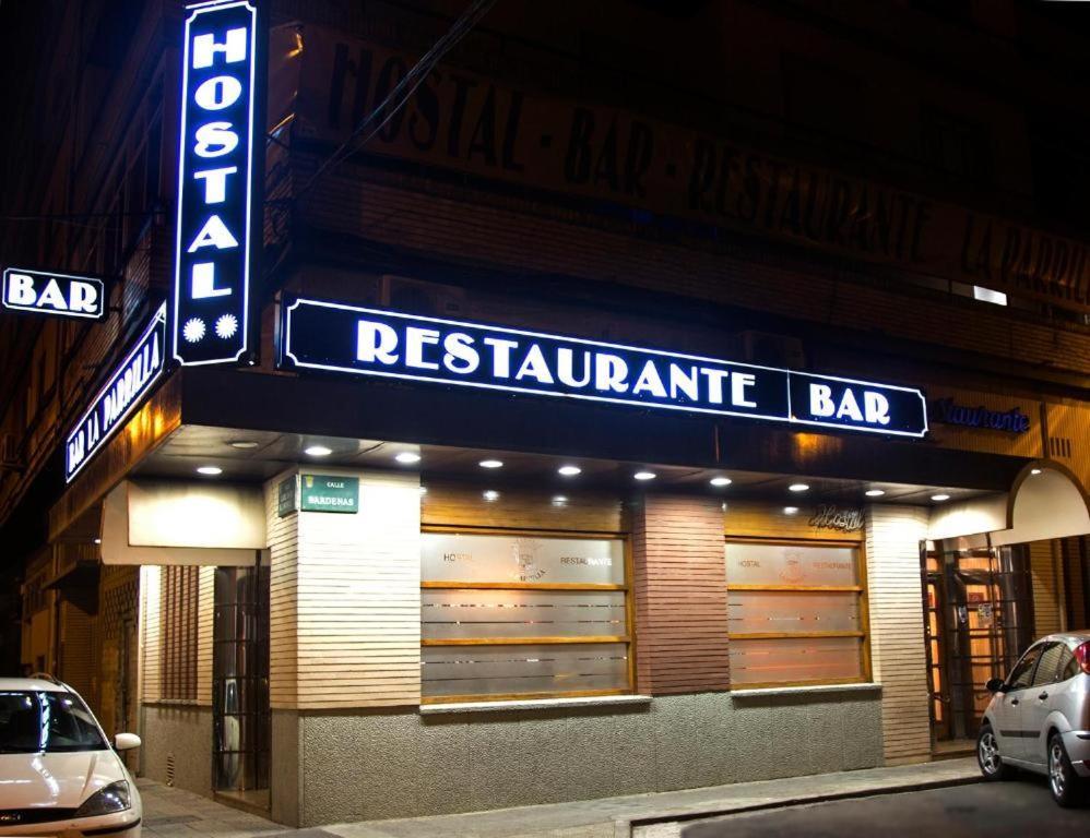 Hostal La Parrilla Tudela Bagian luar foto