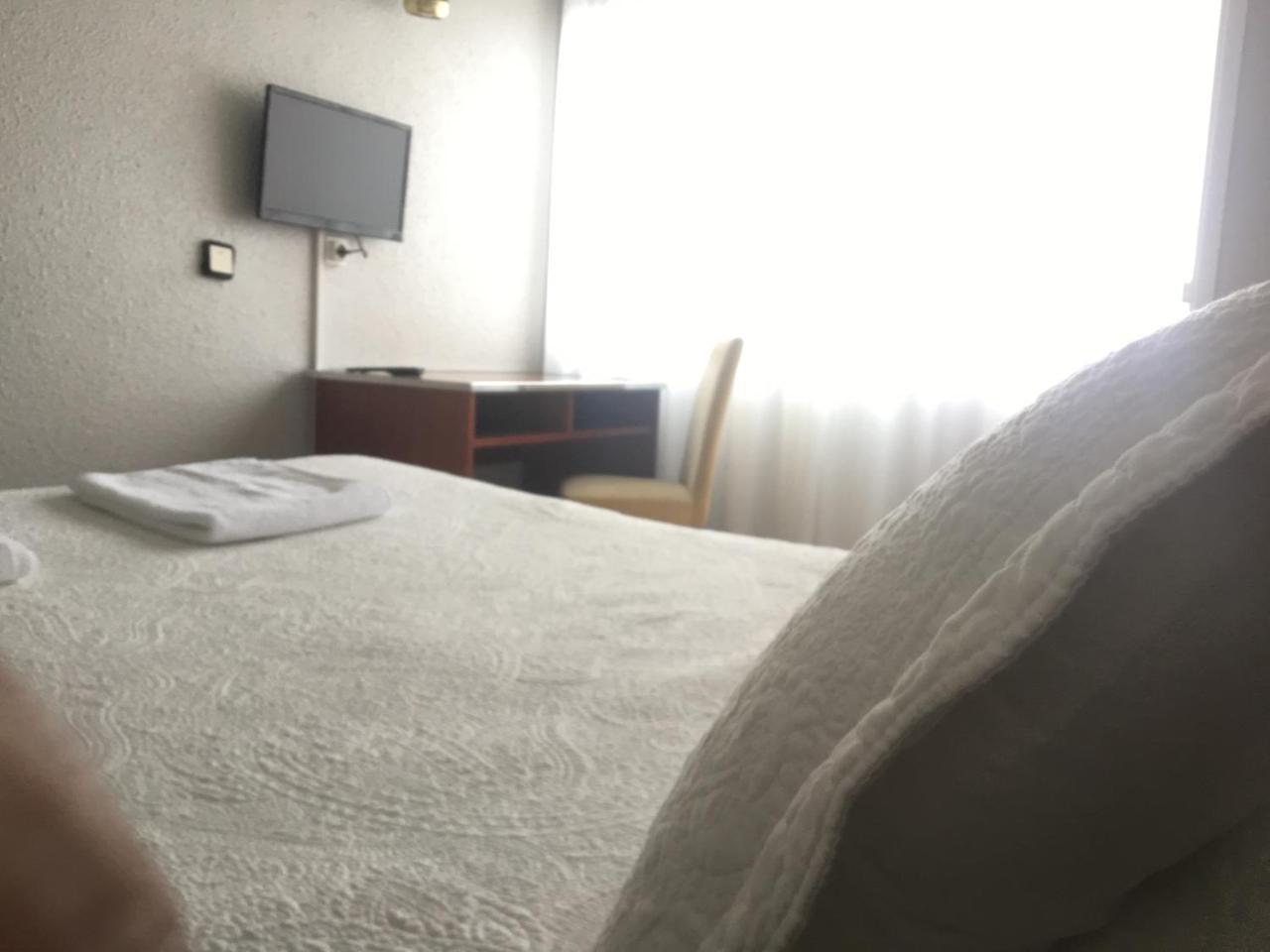 Hostal La Parrilla Tudela Bagian luar foto